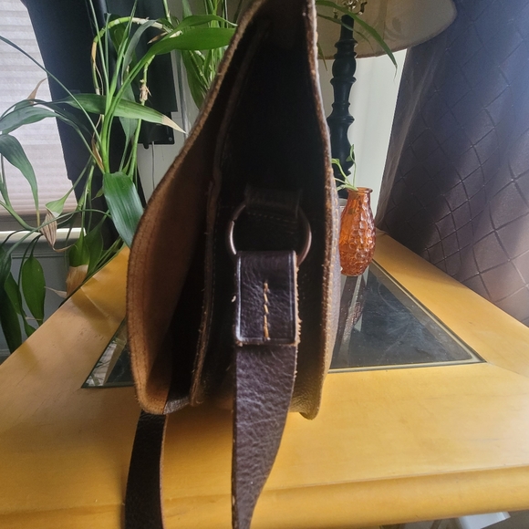 DKNY Vintage Leather Messenger bag - Picture 4 of 14